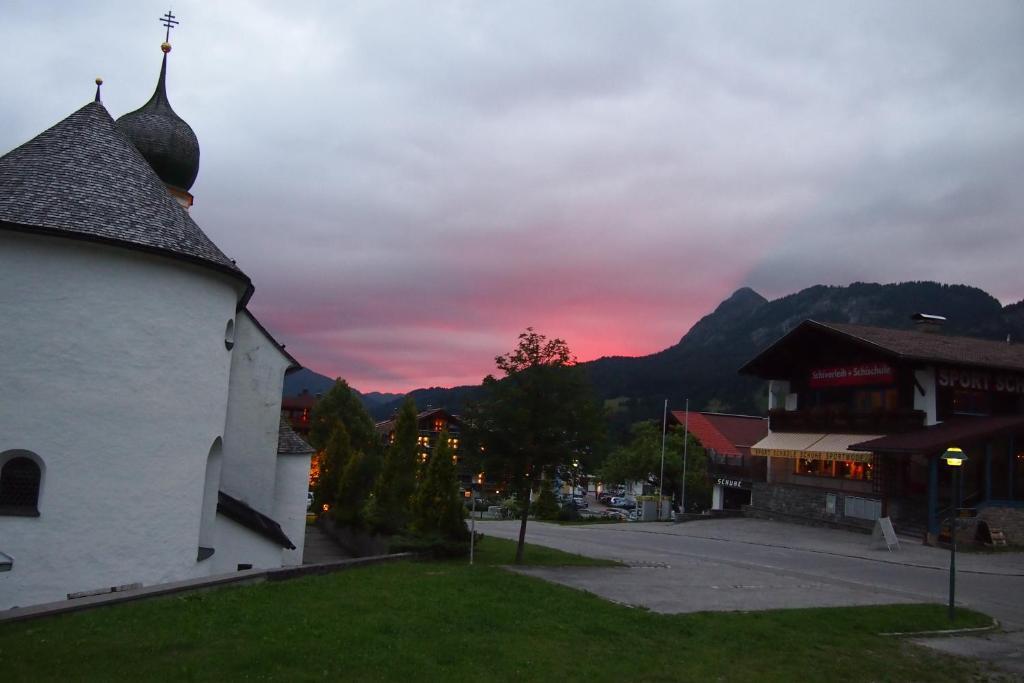 Haus Bergwelt Grän Exterior foto